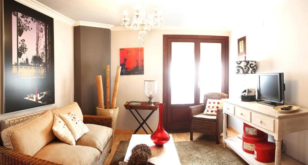 Apartamentos Alcoba De Baco Barbastro Camera foto